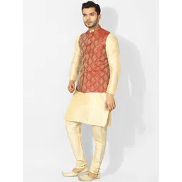 Uri and MacKenzie Men Regular Kurta with Pyjamas image 4