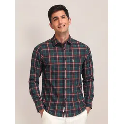 U.S. Polo Assn. Men Cutaway Collar Tartan Checked Cotton Tailored Fit Casual Shirt-picture-18