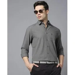 u.s. polo assn. Men Tailored Fit Shirt with Patch Pockets-picture-38