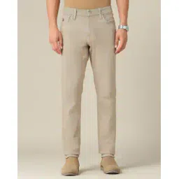 u.s. polo assn. Men Tapered Jeans with 5-Pocket Styling-picture-38