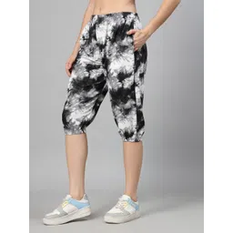 uzarus Women's Animal Print Tie-Dye Strechable Capri 3/4th Shorts Women Black Capri-picture-12
