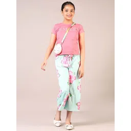 V-Mart Girls Printed Mid-Rise Regular Trousers image 5