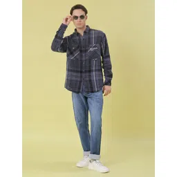 V-Mart Men Checked Spread Collar Cotton Casual Shirt image 2