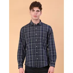 V-Mart Men Checked Spread Collar Cotton Dobby Casual Shirt-picture-19
