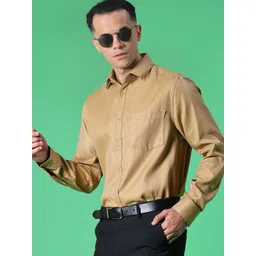V-Mart Men Solid Spread Collar Cotton Formal Shirt-picture-35