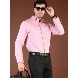 V-Mart Men Spread Collar Textured Cotton Casual Shirt-picture-37