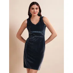 VAARARO Velvet Bodycon Mini Dress-picture-25
