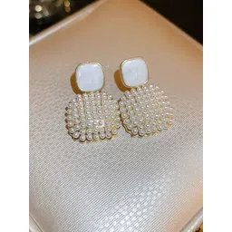 VAGHBHATT Gold-Plated Mother Of Pearls Studded and Pearls Beaded Drop Earrings-picture-19