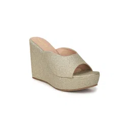 VALIOSAA Women Gold-Toned Embellished Peep Toe Wedges-picture-17