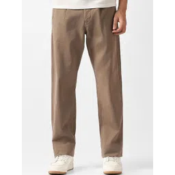 VAN HEUSEN DENIM LABS Men Relaxed Fit Mid-Rise Pleated Regular Trousers-picture-26