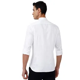 van heusen Men's Solid Slim Fit Shirt image 3