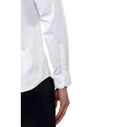 van heusen Men's Solid Slim Fit Shirt image 4