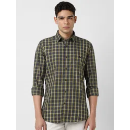 Van Heusen Sport Men Slim Fit Checked Cotton Casual Shirt-picture-32
