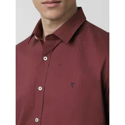 Van Heusen Sport Slim Fit Printed Spread Collar Pure Cotton Casual Shirt image 2