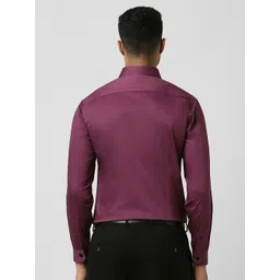 van heusen V Dot Men Spread Collar Solid Cotton Slim Fit Formal Shirt image 4