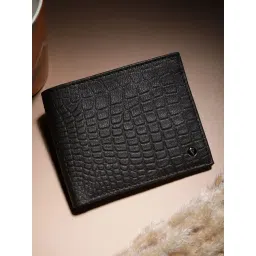 Van Heusen Black Wallet-picture-43