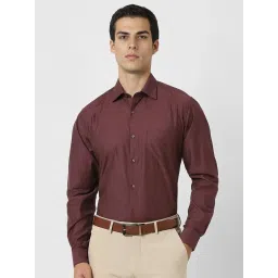 Van Heusen Maroon Cotton Regular Fit Print Shirt image 1