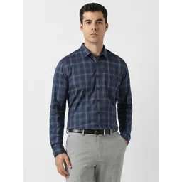 Van Heusen Men Checked Spread Collar Formal Shirt-picture-38