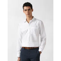 Van Heusen Men Slim Fit Solid Spread Collar Pure Cotton Formal Shirt-image-48