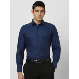 Van Heusen Men Slim Fit Spread Collar Textured Cotton Formal Shirt-image-18
