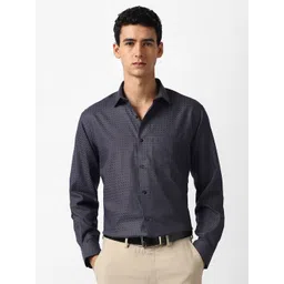 Van Heusen Men Slim Fit Textured Spread Collar Pure Cotton Formal Shirt-image-49