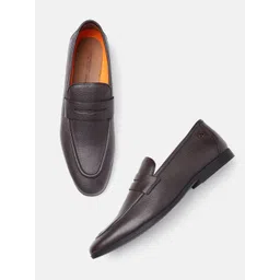 Van Heusen Men Textured Leather Formal Penny Loafers-picture-34