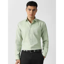 Van Heusen Slim Fit Striped Spread Collar Pure Cotton Formal Shirt-picture-31