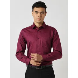 Van Heusen Textured Pure Cotton Regular Fit Formal Shirt-picture-12