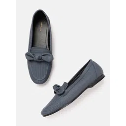 Van Heusen Women Textured Loafers with Bow Detail-picture-33