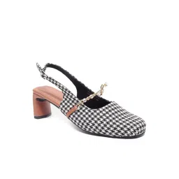 Van Heusen Women's Black Back Strap Sandals-picture-24