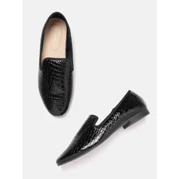 Van Heusen Woman Black Croc Textured Slip-On Sneakers-picture-20