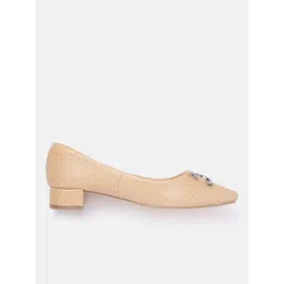 Van Heusen Woman Textured Block Heel Pumps With Metallic Detail image 2