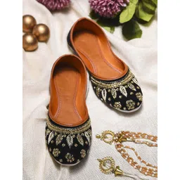 VANIYA SHOES Women Ethnic Fashion Flats-picture-29