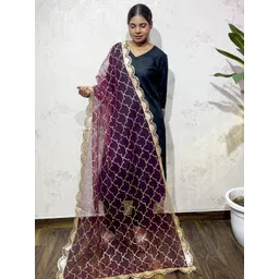 Varanga Geometric Embroidered Gotta Patti Dupatta With Taping Border-picture-20