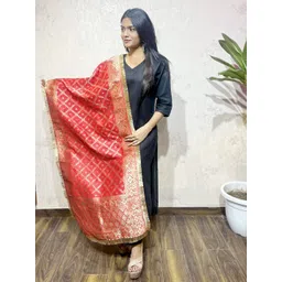 Varanga Geometric Woven Design Dupatta-picture-15