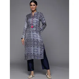 Varanga Women Blue & White Ethnic Motifs Printed Pashmina Winter Kurta-picture-37