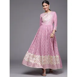 Varanga Women Mauve & Golden Geometric Embroidered Gotta Patti Pastels Anarkali Kurta-picture-14