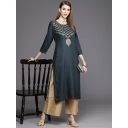 Varanga Women Navy Blue & Gold-Toned Ethnic Motifs Yoke Design Indigo Kurta-picture-12