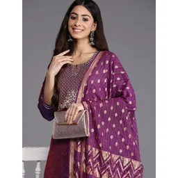 Varanga Women Purple & Gold-Toned Ethnic Motifs Embroidered Gotta Patti Kurta with Trousers & Dupatta-picture-27