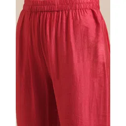 Varanga Women Red & Gold-Toned Floral Embroidered Mirror Work Pleated Kurta With Trousers image 2