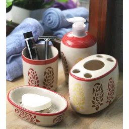 vareesha Red Paisley Red Ceramic (Set of 4) Bath Accessory Set-picture-18