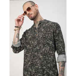 VASTRADO Floral Printed Mandarin Collar Straight Kurta-picture-25