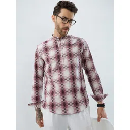 VASTRADO Men Checked Kurta-image-42