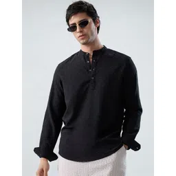 VASTRADO Men Thread Work Jacquard Kurta-picture-13