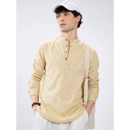 VASTRADO Men Thread Work Kurta-picture-20