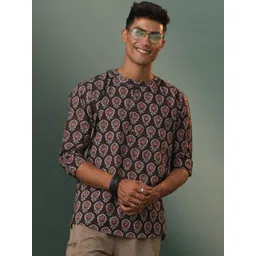 SHVAAS by VASTRAMAY Geometric Printed Thread Work Short Kurta-picture-19