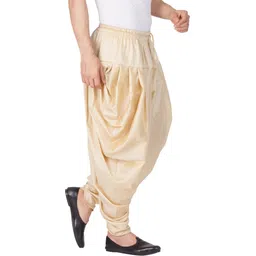 VASTRAMAY Solid Men Dhoti image 3