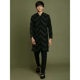 VASTRAMAY Boys Black Embroidery Full Sleeves Kurta Sets-picture-32