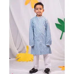 VASTRAMAY Boys Blue & White Cotton Printed Full Sleeves Kurta Sets-picture-26