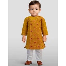 VASTRAMAY Boys Ethnic Motifs Embroidered Angrakha Pure Cotton Kurta with Pyjamas-picture-28